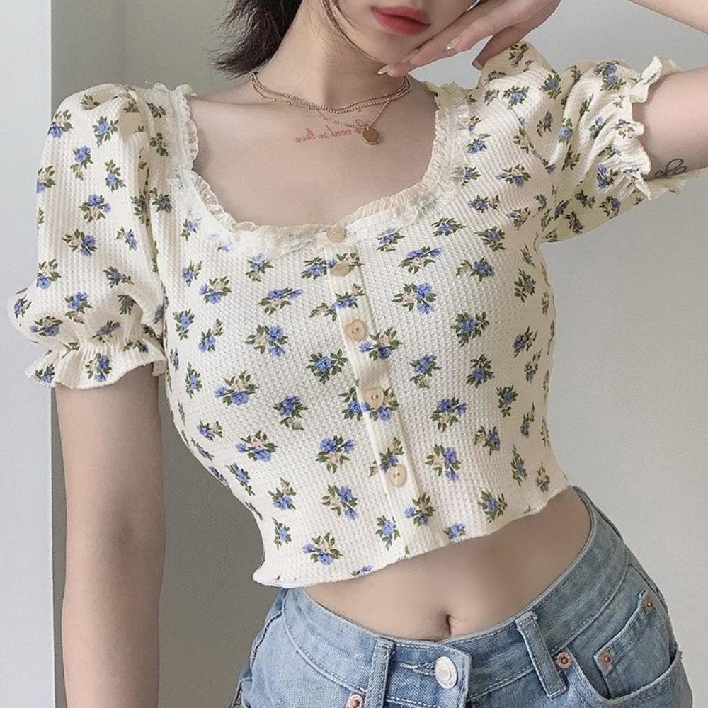 Floral Puff Knitted Blouse